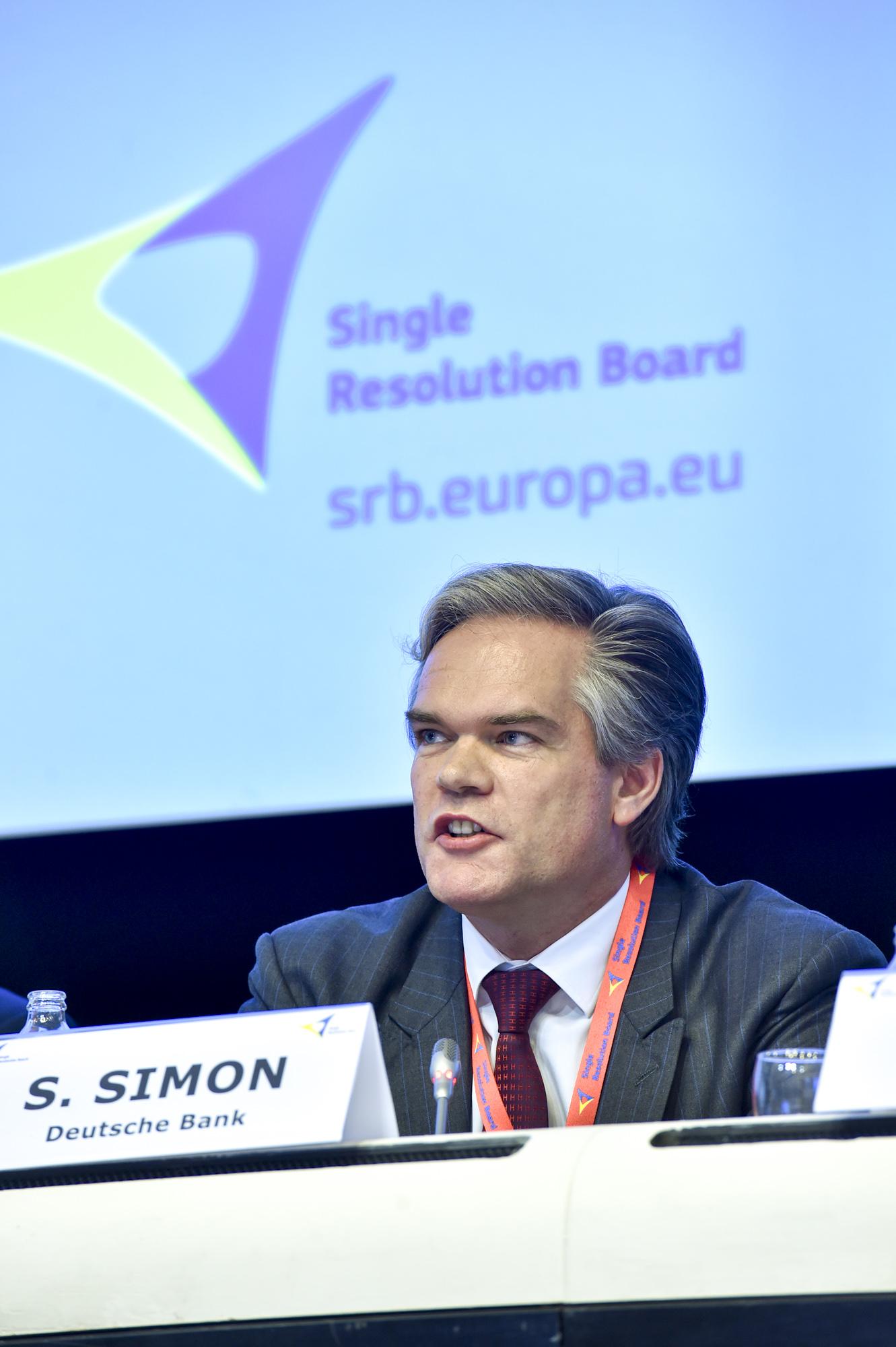 Stefan Simon, Senior Group Director, Deutsche Bank AG